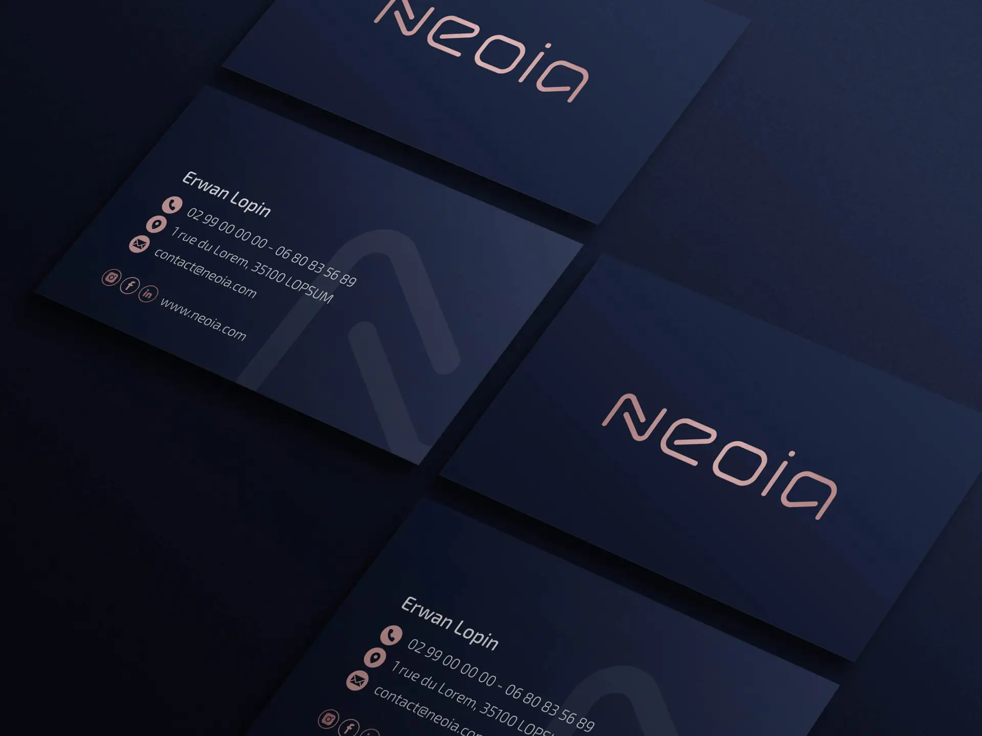 Création de l'identité visuelle, du site internet de Neoia, innovation, par l'agence de communication Shebam à Dinan, Bretagne